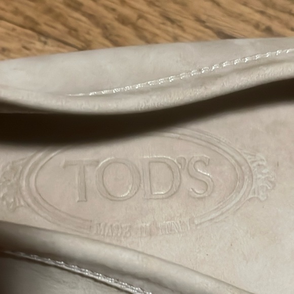 TOD’S beige suede flats size 9 - Picture 5 of 12